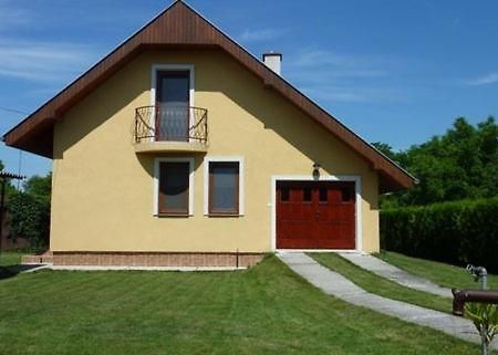 Apartman Foldes Tibor Villa Veľký Meder Exterior foto