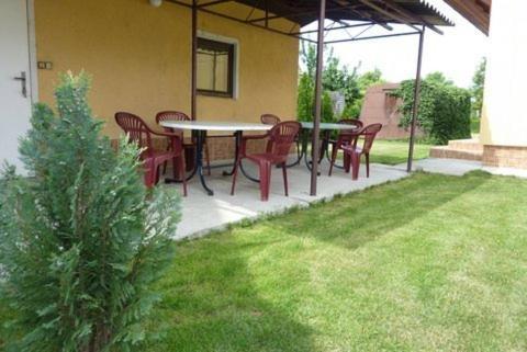 Apartman Foldes Tibor Villa Veľký Meder Exterior foto